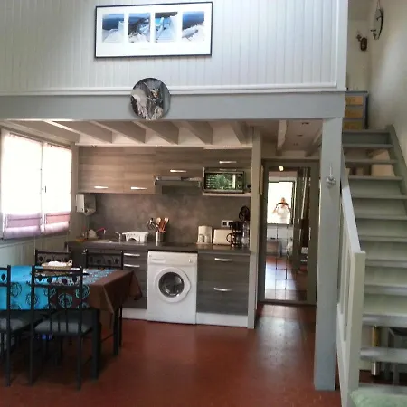 Hébergement de vacances Tres Agreable Maison Au Calme Dans La Pinede *